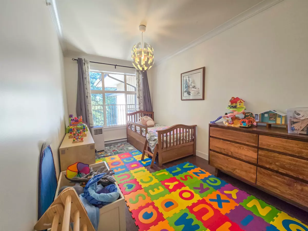 Outdoor Deck Photo of 305 15145 36 Avenue, Surrey, BC