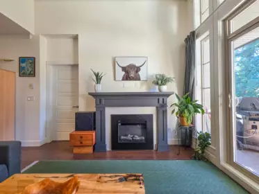 Front exterior of 305 15145 36 Avenue, Surrey, BC