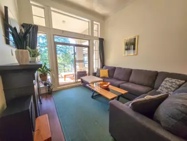 305 15145 36 Avenue, Surrey, BC