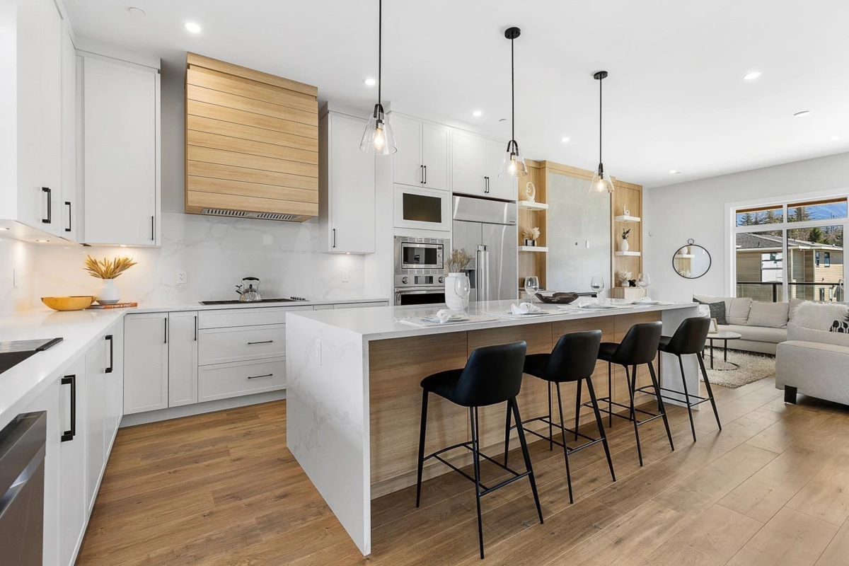 Breakfast Nook Photo of 46143 Crestview Drive, Chilliwack, BC