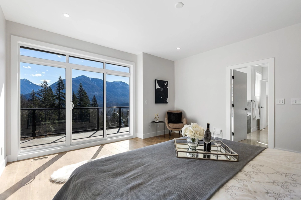 Mudroom Photo of 46143 Crestview Drive, Chilliwack, BC