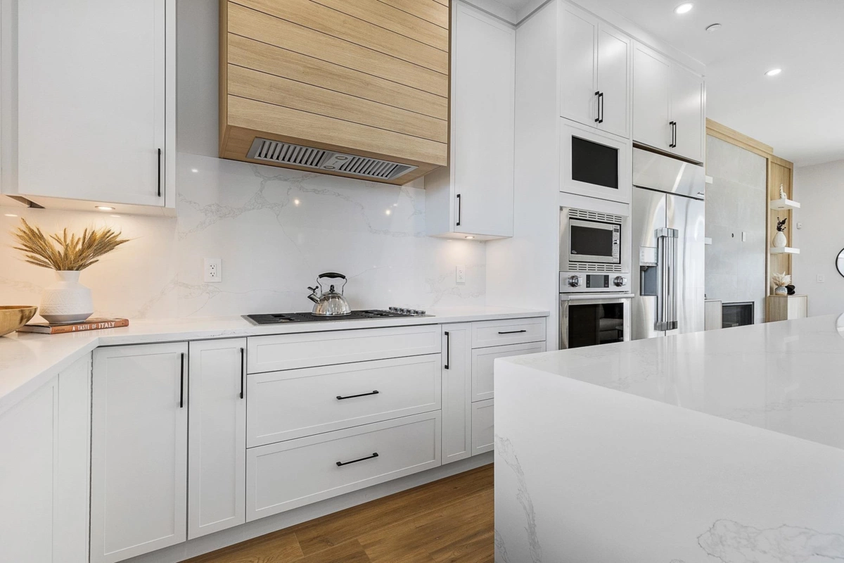 Primary Bedroom Photo of 46143 Crestview Drive, Chilliwack, BC