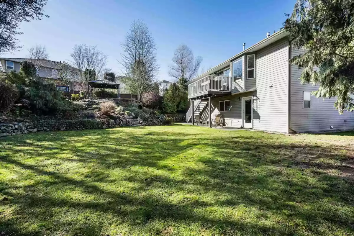 Family Room Photo of 46430 Edgemont Place, Chilliwack, BC