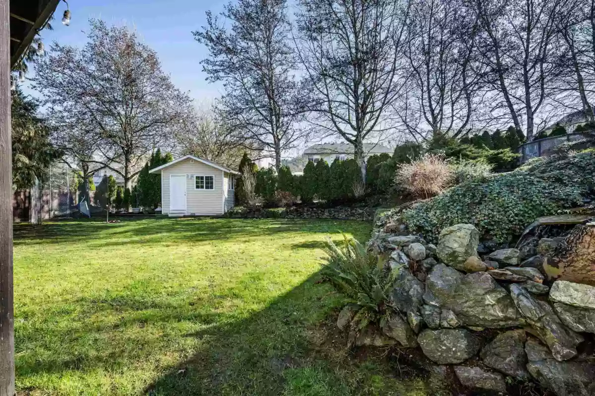 Outdoor Kitchen Photo of 46430 Edgemont Place, Chilliwack, BC
