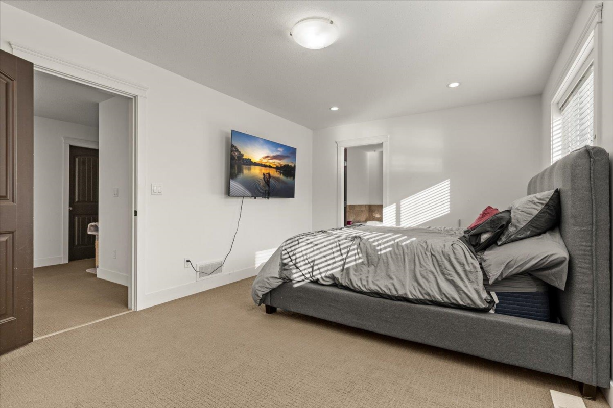 Basement Recreation Room Photo of 1 46212 Kermode Crescent, Chilliwack, BC