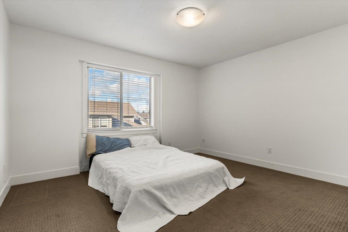 Laundry Room Photo of 1 46212 Kermode Crescent, Chilliwack, BC
