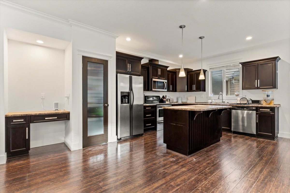 Primary Bathroom Photo of 1 46212 Kermode Crescent, Chilliwack, BC
