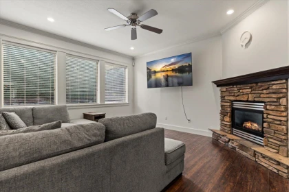 Breakfast Nook Photo of 1 46212 Kermode Crescent, Chilliwack, BC
