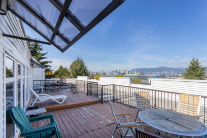 Loft / Bonus Room Photo of 314 665 E 6th Avenue, Vancouver, BC