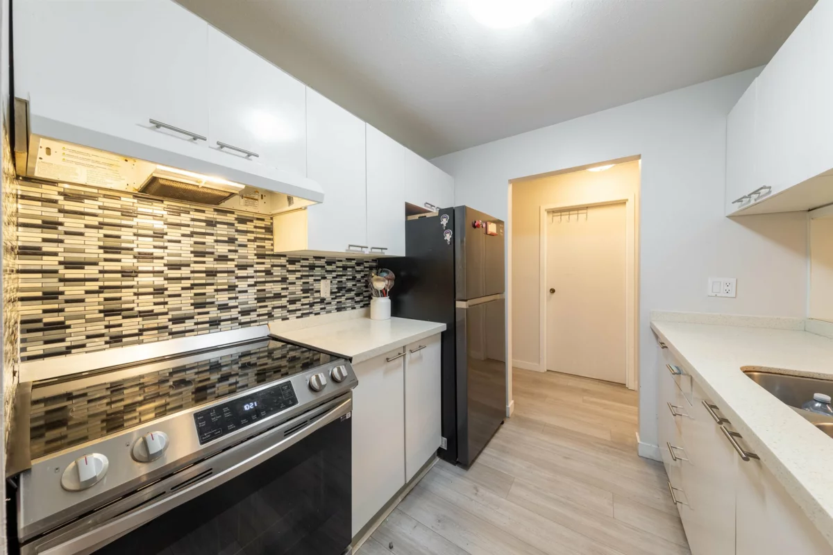 Guest Bathroom Photo of 136 7651 Minoru Boulevard, Richmond, BC