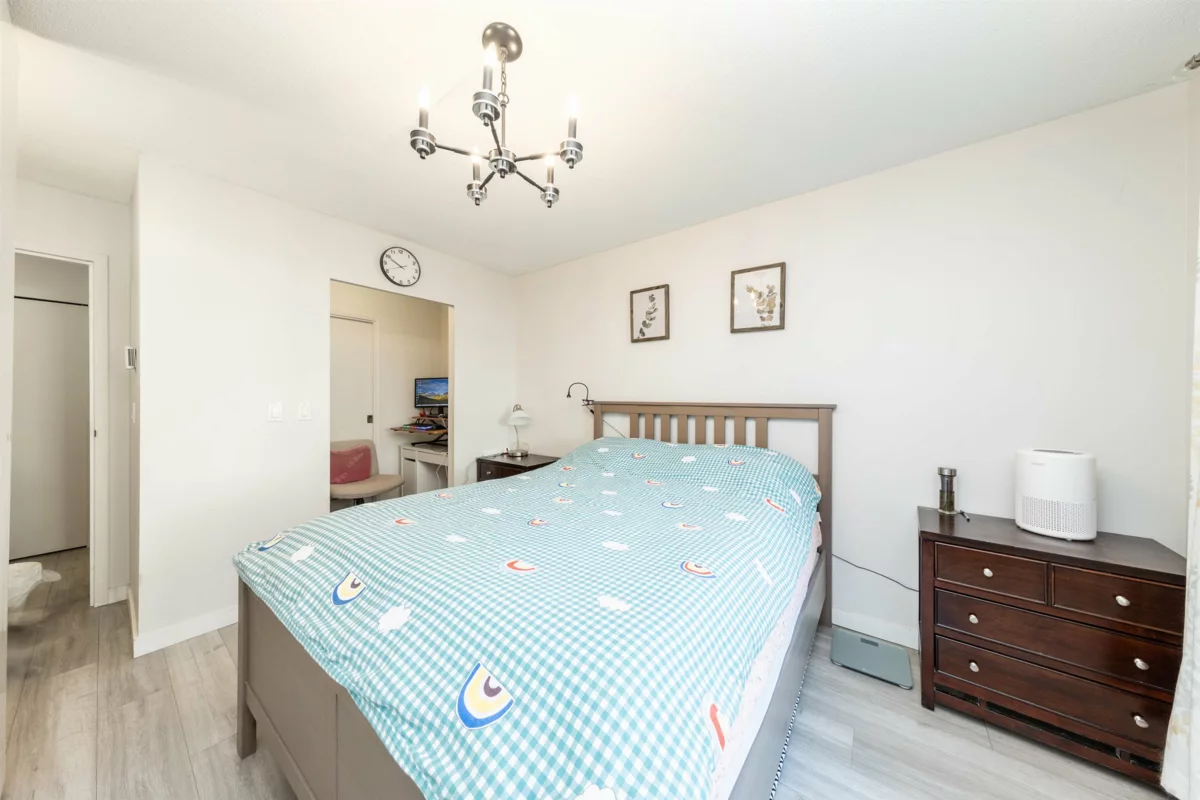 Primary Bathroom Photo of 136 7651 Minoru Boulevard, Richmond, BC