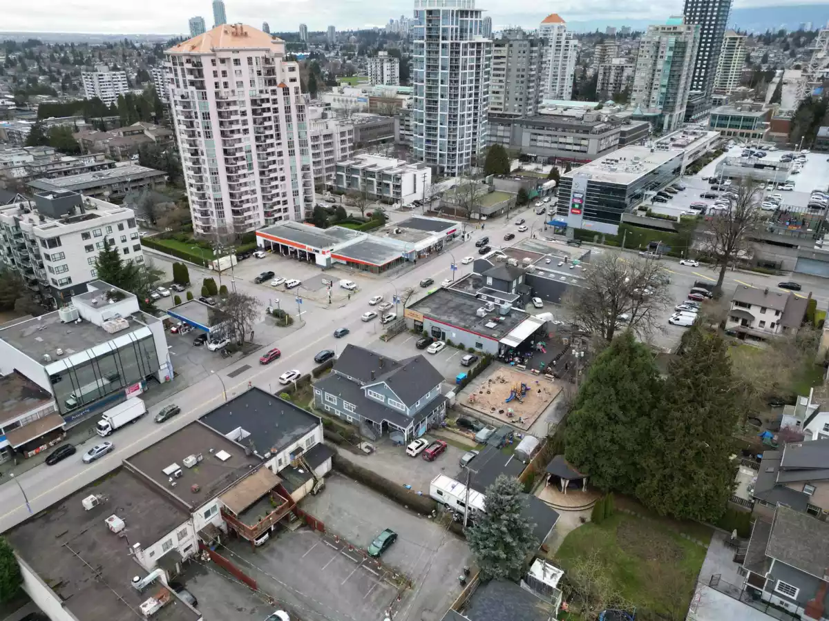 Bedroom 3 Photo of 423 Sixth Street, New Westminster, BC