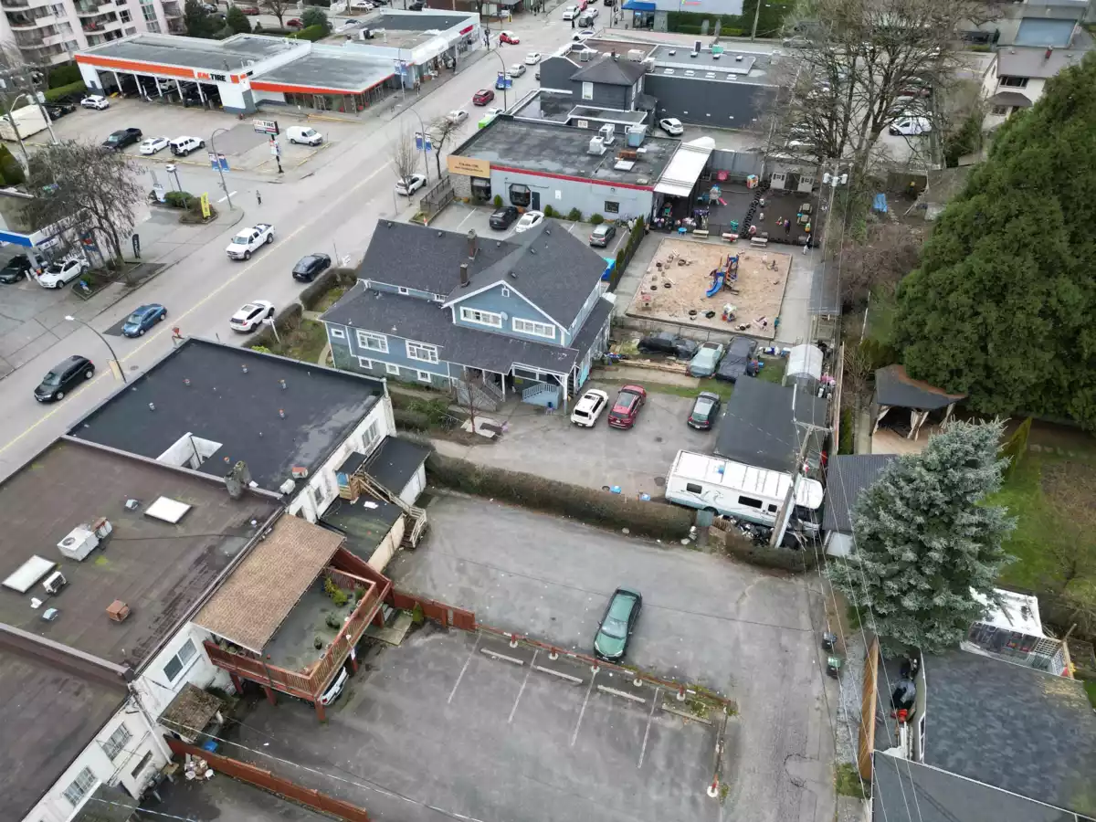 Bedroom 4 Photo of 423 Sixth Street, New Westminster, BC