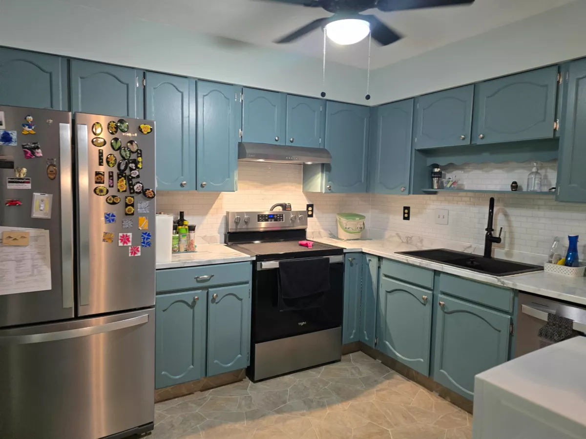 Family Room Photo of 234 2279 Mccallum Road, Abbotsford, BC