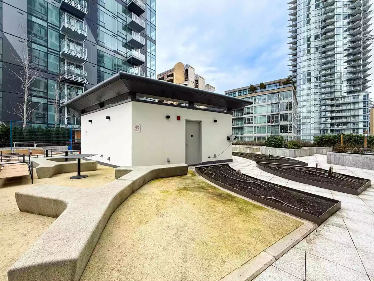 Basement Recreation Room Photo of 1001 1289 Hornby Street, Vancouver, BC