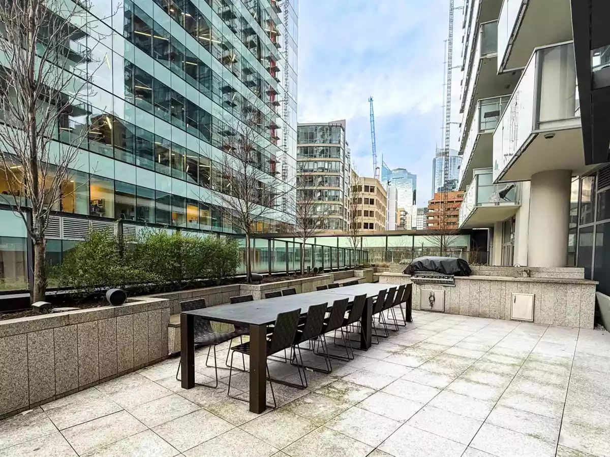 Hallway Photo of 1001 1289 Hornby Street, Vancouver, BC