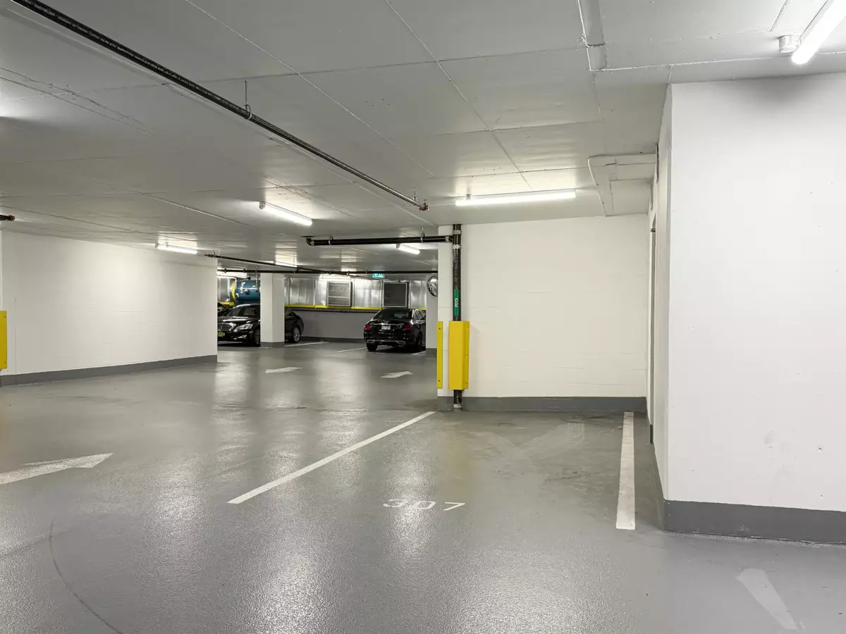 Outdoor Deck Photo of 1001 1289 Hornby Street, Vancouver, BC