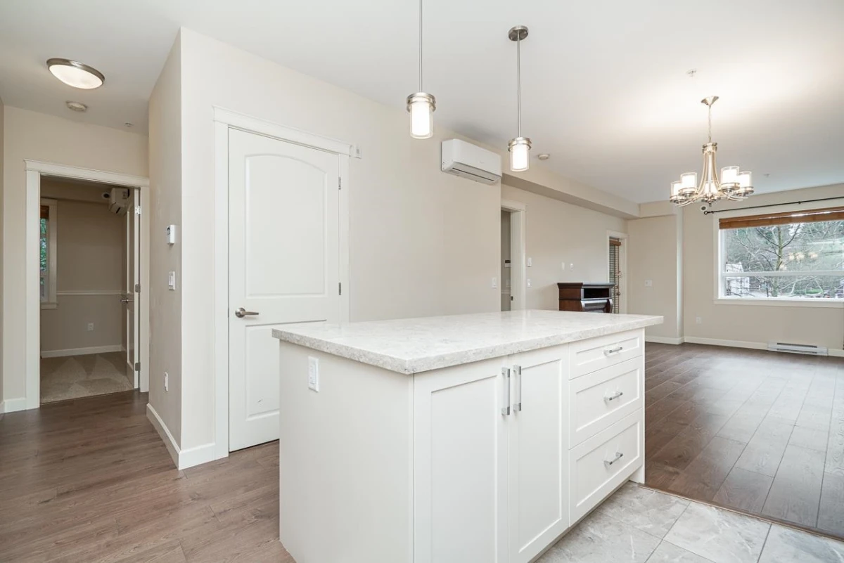 Dining Area Photo of 210 14588 Mcdougall Drive, White Rock, BC