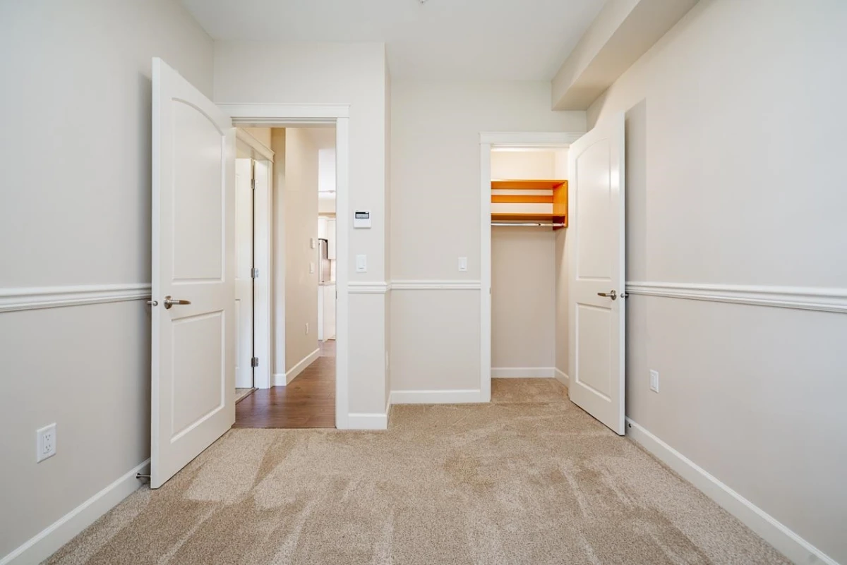 Entry Foyer Photo of 210 14588 Mcdougall Drive, White Rock, BC