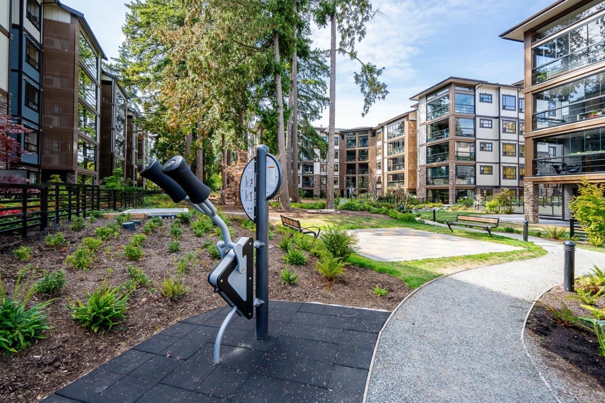 Neighborhood Park Photo Near 210 14588 Mcdougall Drive, White Rock, BC