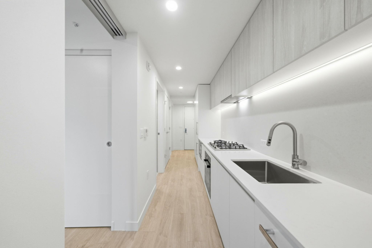 Kitchen Photo of 311 2803 W 4th Avenue, Vancouver, BC