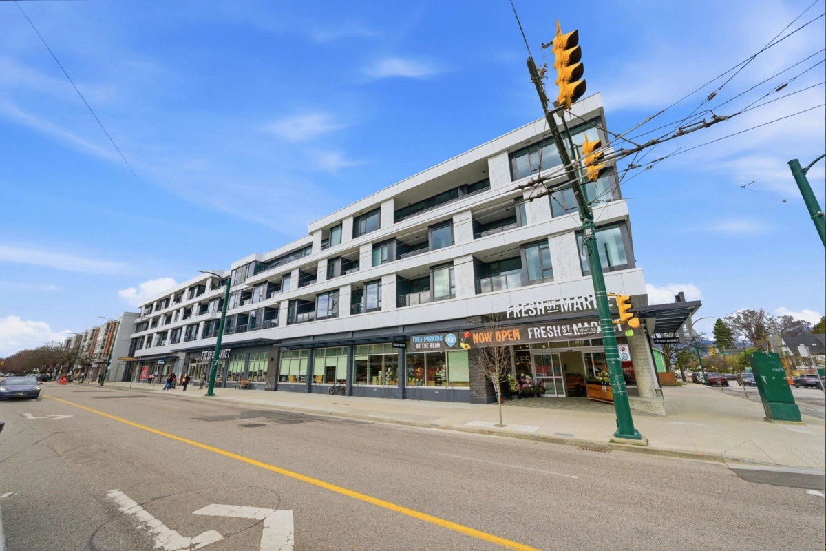 Laundry Room Photo of 311 2803 W 4th Avenue, Vancouver, BC