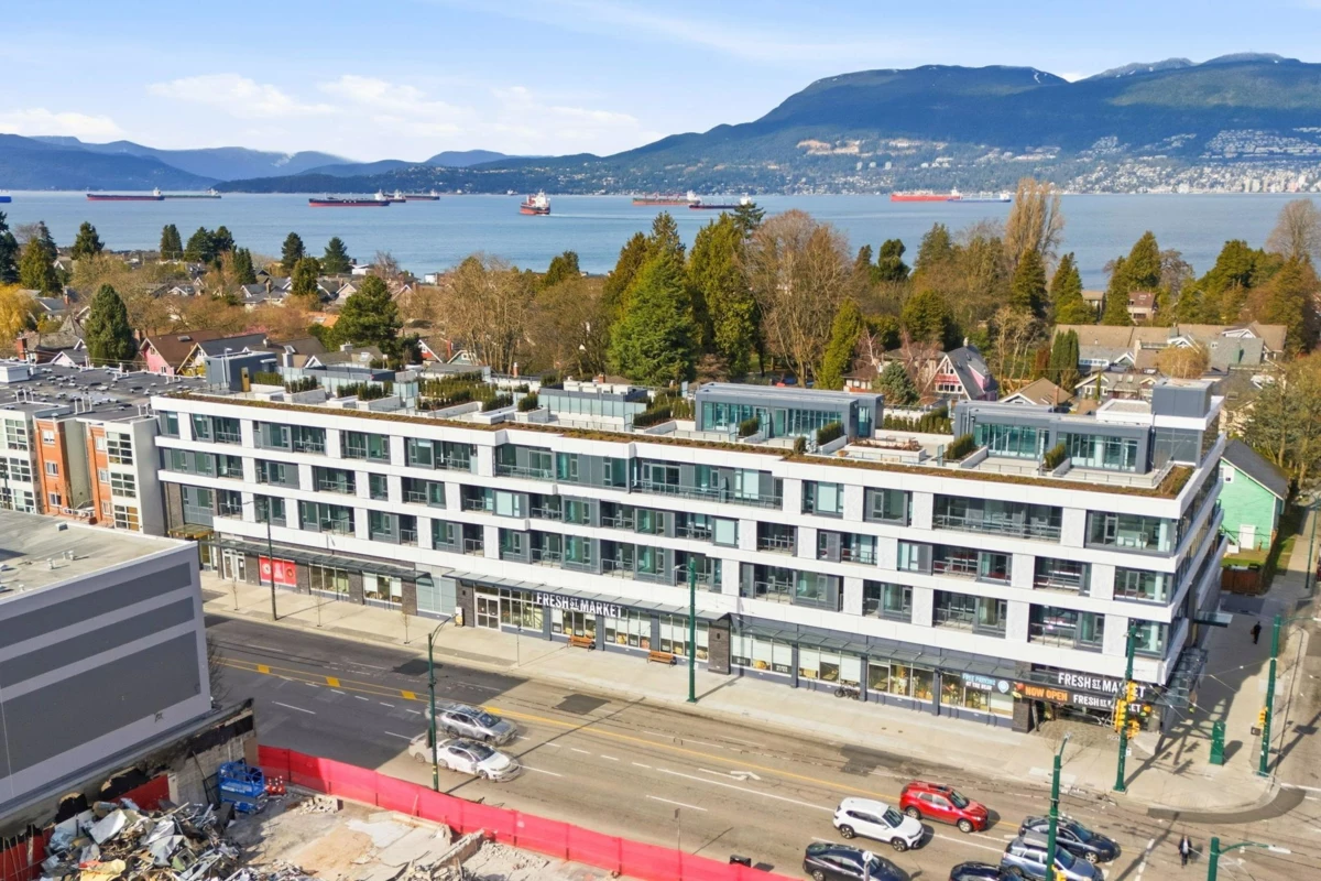 Mudroom Photo of 311 2803 W 4th Avenue, Vancouver, BC