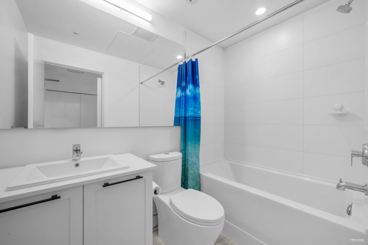 Bedroom 3 Photo of 402 9228 Slopes Mews, Burnaby, BC