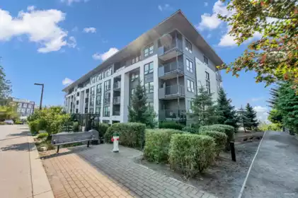 402 9228 Slopes Mews, Burnaby, BC, Simon Fraser Univer. — 1 bed apartment/condo for sale