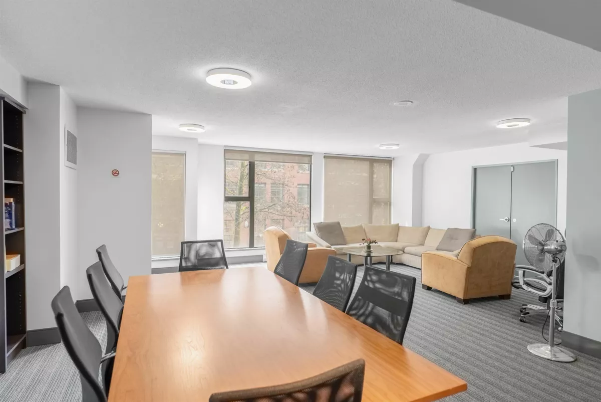 Front Yard Photo of 1001 1155 Homer Street, Vancouver, BC