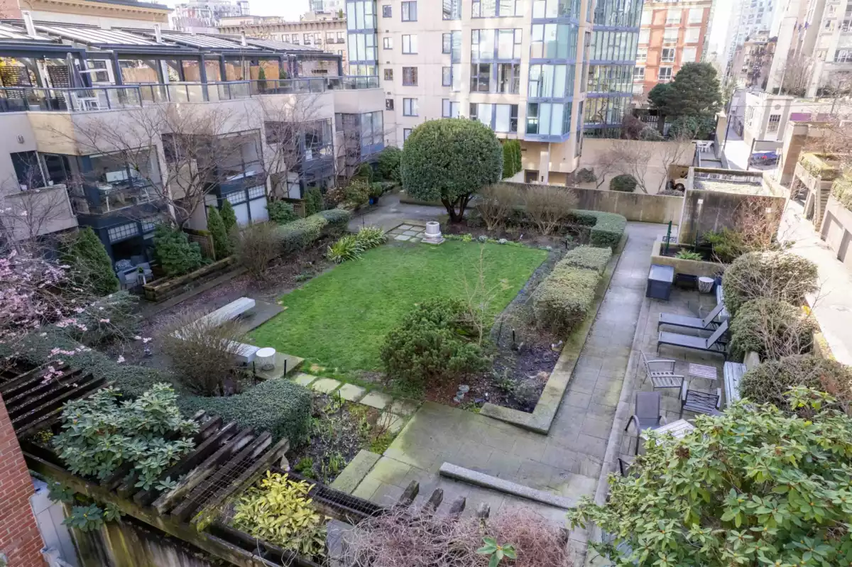 Outdoor Deck Photo of 1001 1155 Homer Street, Vancouver, BC