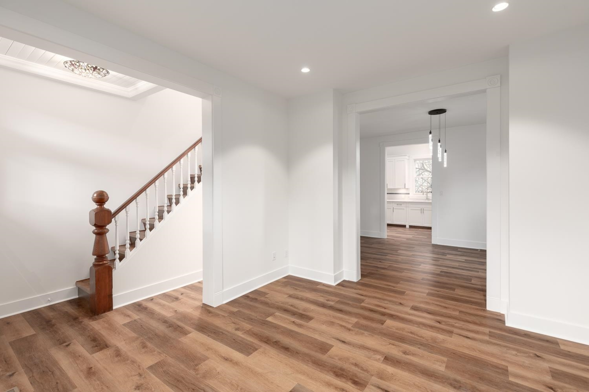 Dining Area Photo of 795 Keefer Street, Vancouver, BC