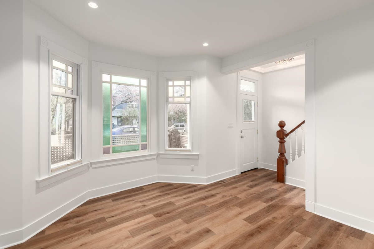 Family Room Photo of 795 Keefer Street, Vancouver, BC