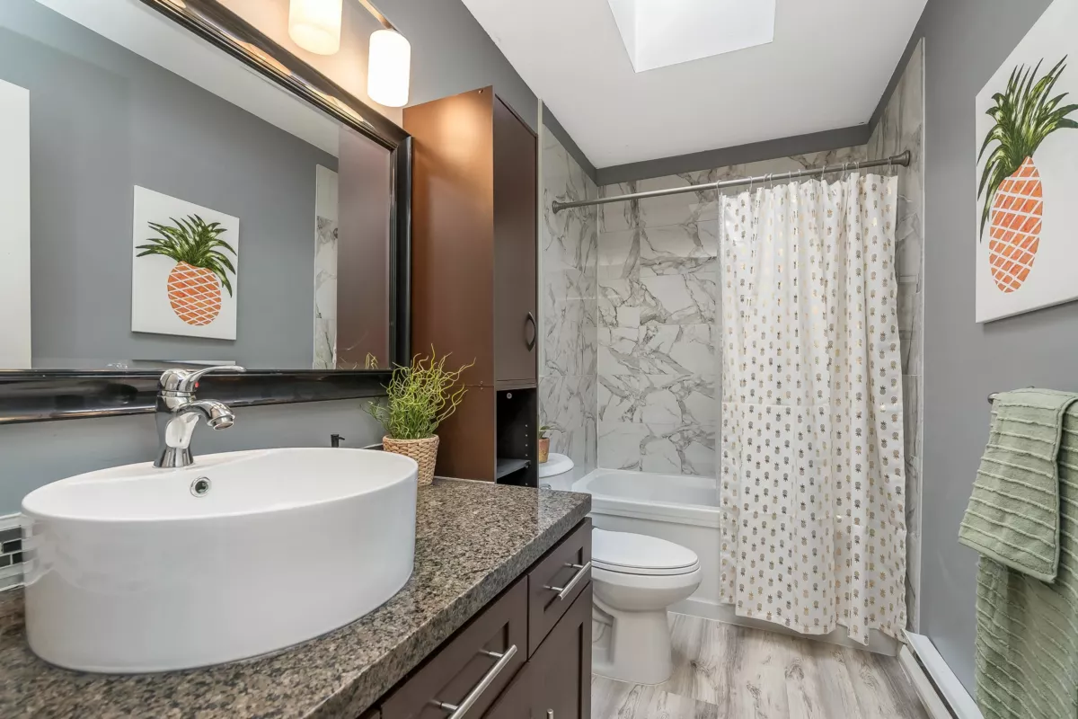 Hallway Photo of 409 20245 53 Avenue, Langley, BC