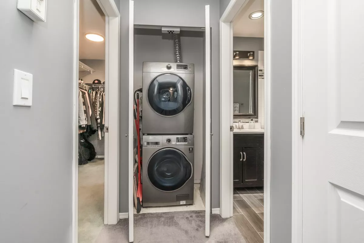 Staircase Photo of 409 20245 53 Avenue, Langley, BC