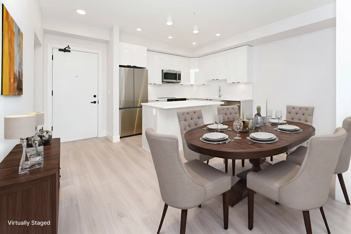 Family Room Photo of 322 13458 95 Avenue, Surrey, BC