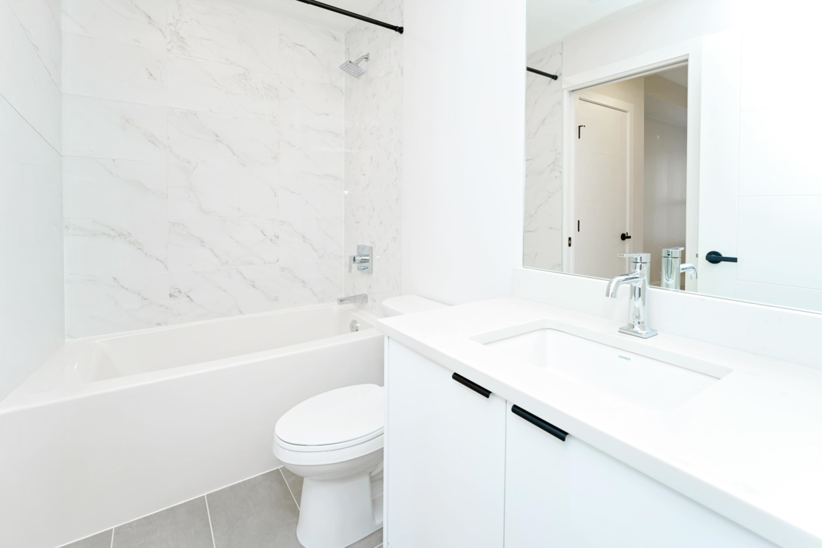 Pantry Photo of 322 13458 95 Avenue, Surrey, BC