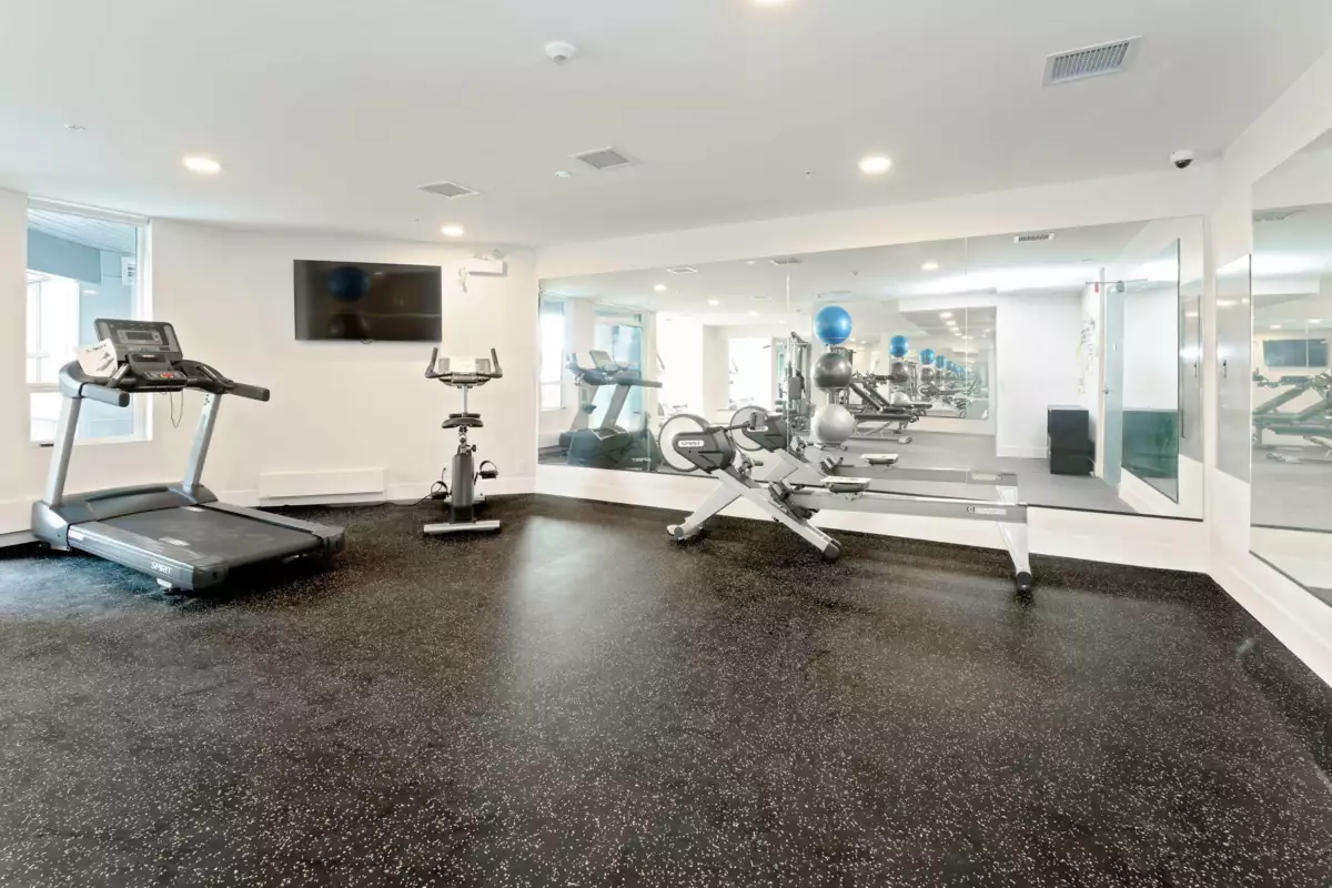 Walk-In Closet Photo of 322 13458 95 Avenue, Surrey, BC