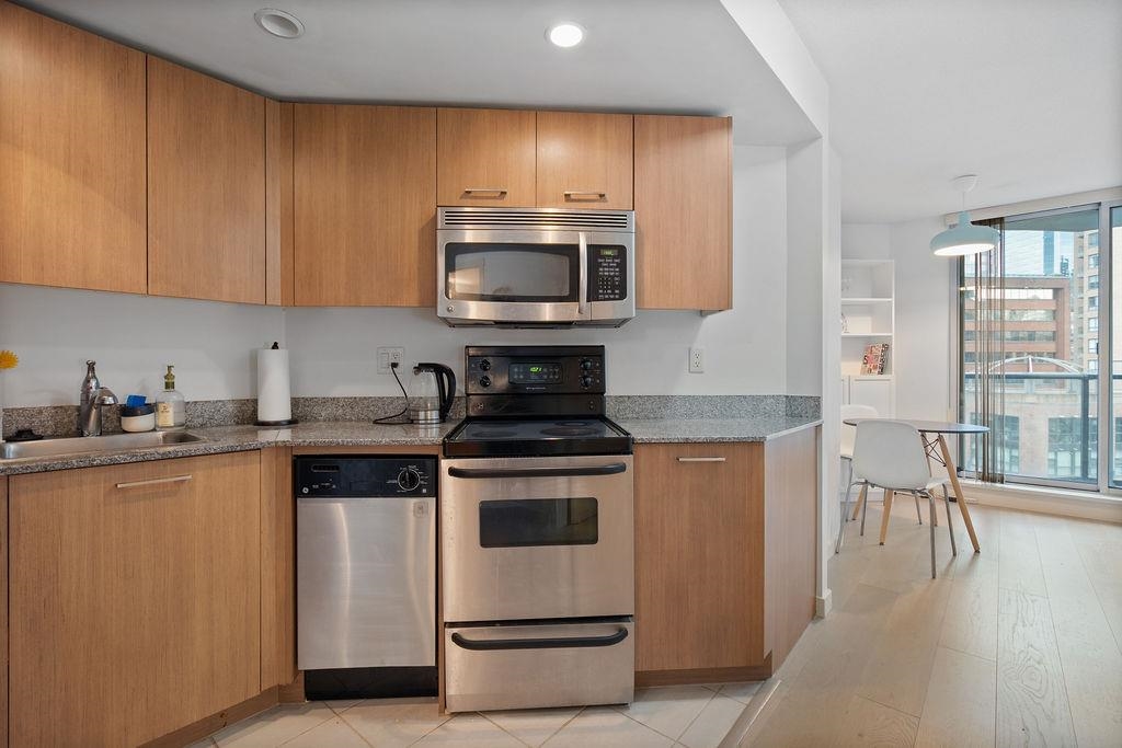 Kitchen Island Photo of 603 1212 Howe Street, Vancouver, BC
