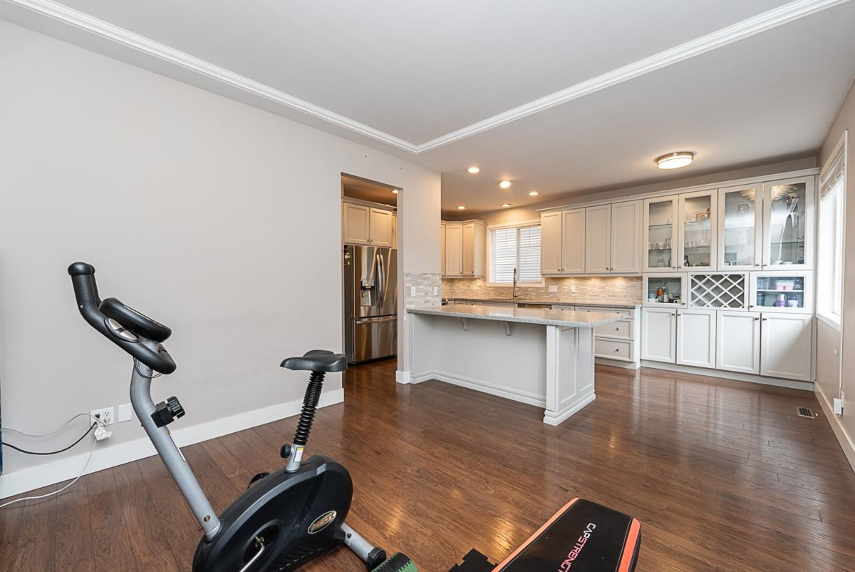 Bedroom 3 Photo of 4 6177 169 Street, Surrey, BC