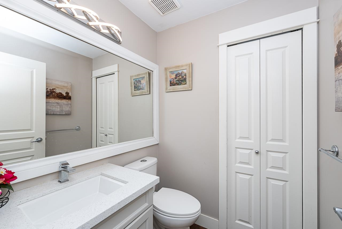 Front Yard Photo of 4 6177 169 Street, Surrey, BC