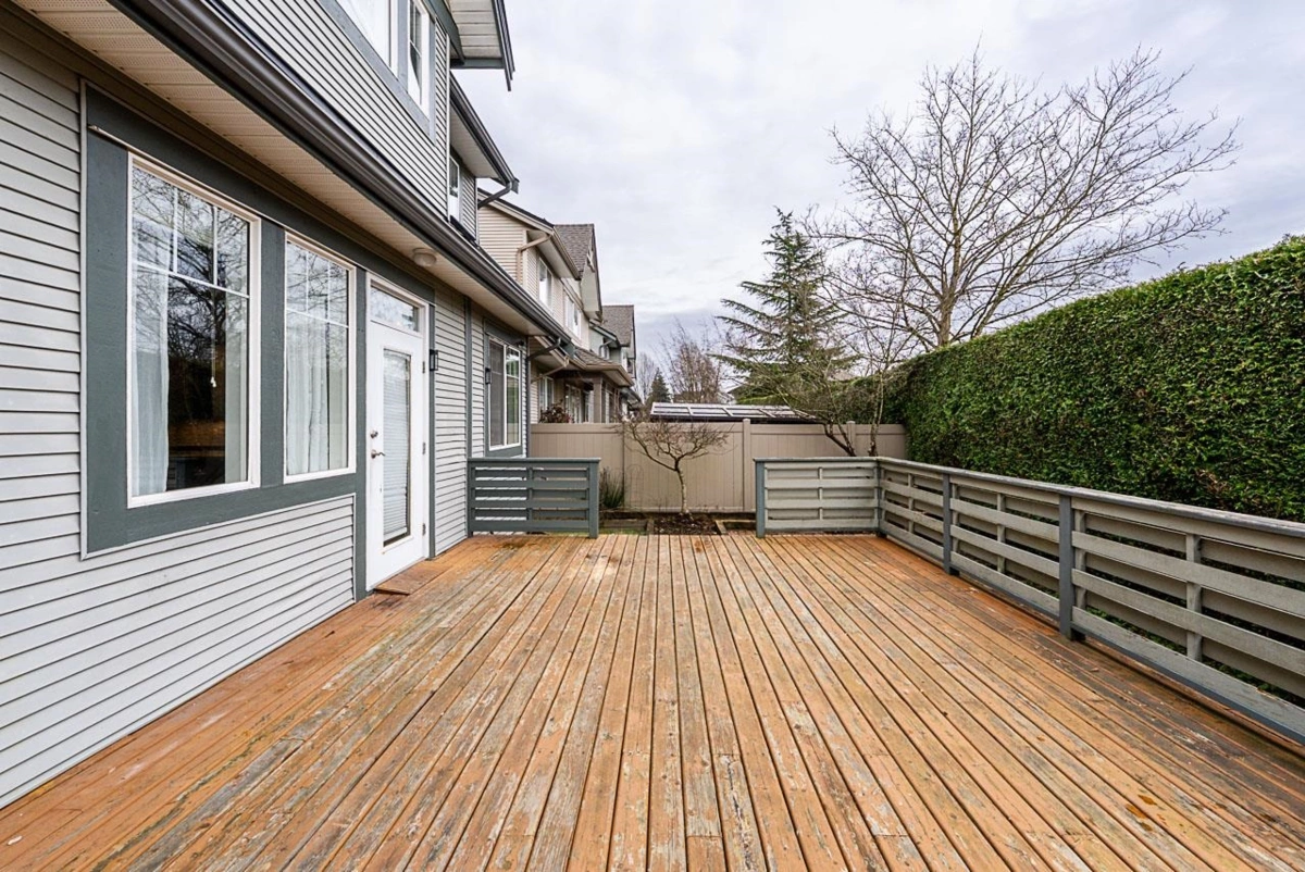 Garden / Landscaping Photo of 4 6177 169 Street, Surrey, BC