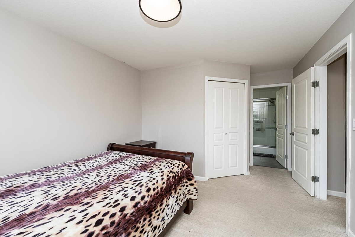 Guest Bathroom Photo of 4 6177 169 Street, Surrey, BC