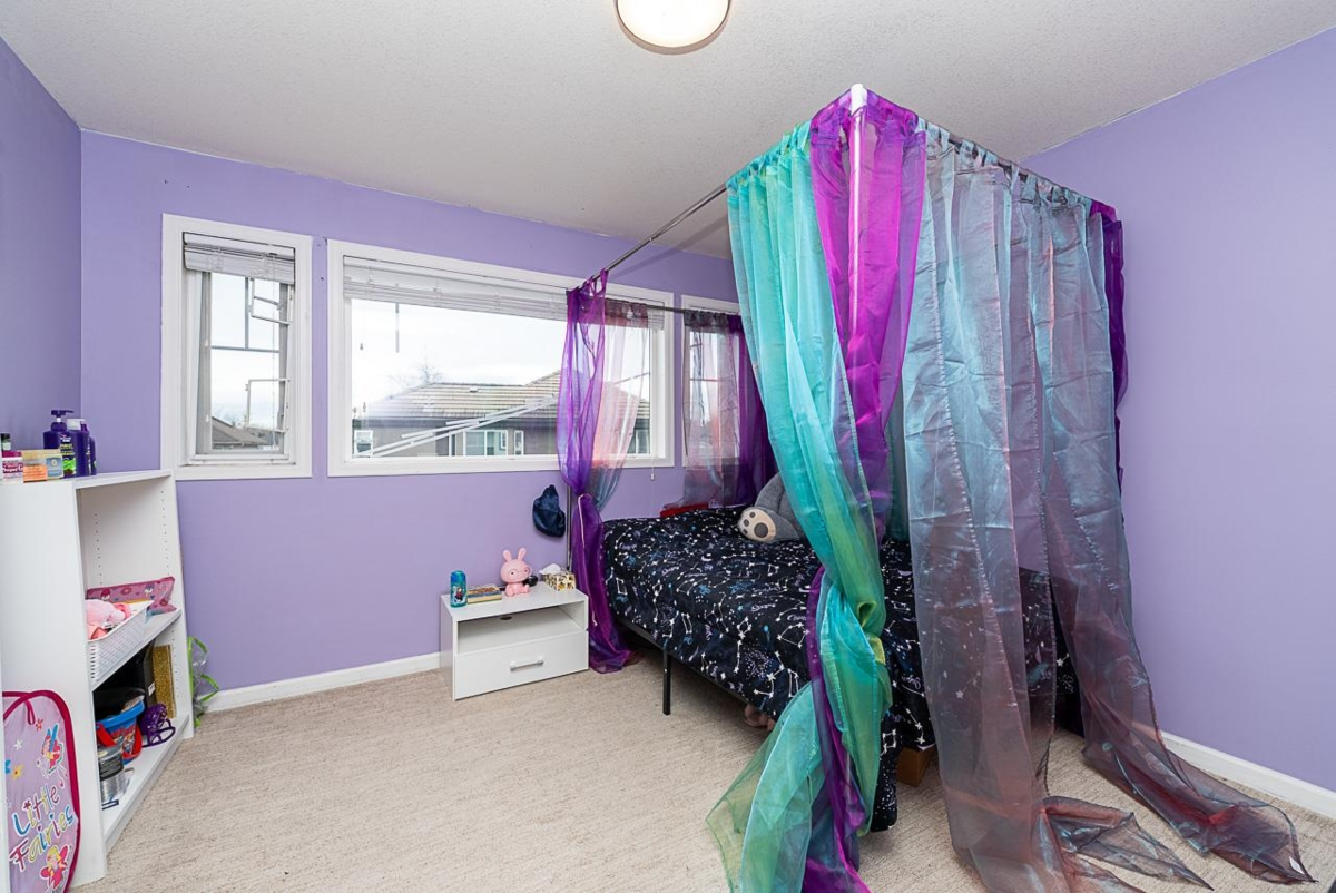 Laundry Room Photo of 4 6177 169 Street, Surrey, BC