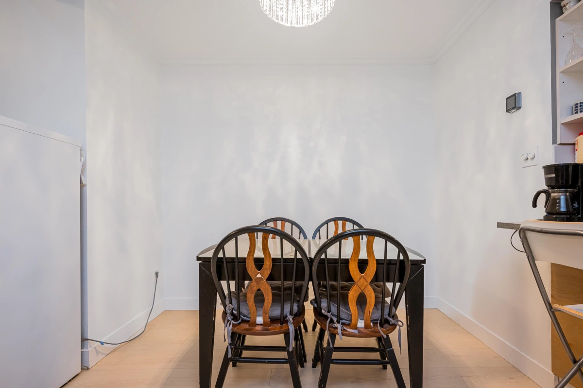 Kitchen Photo of 4814 Fernglen Drive, Burnaby, BC