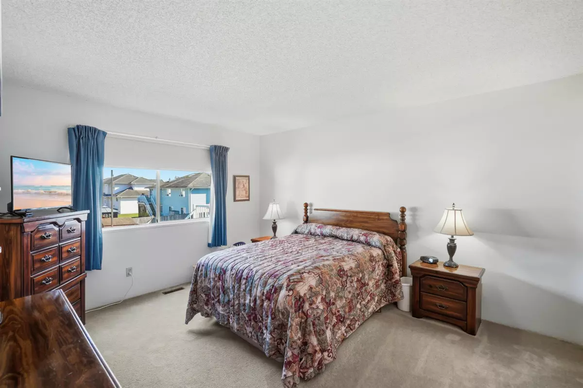 Backyard Photo of 9670 130 Street, Surrey, BC