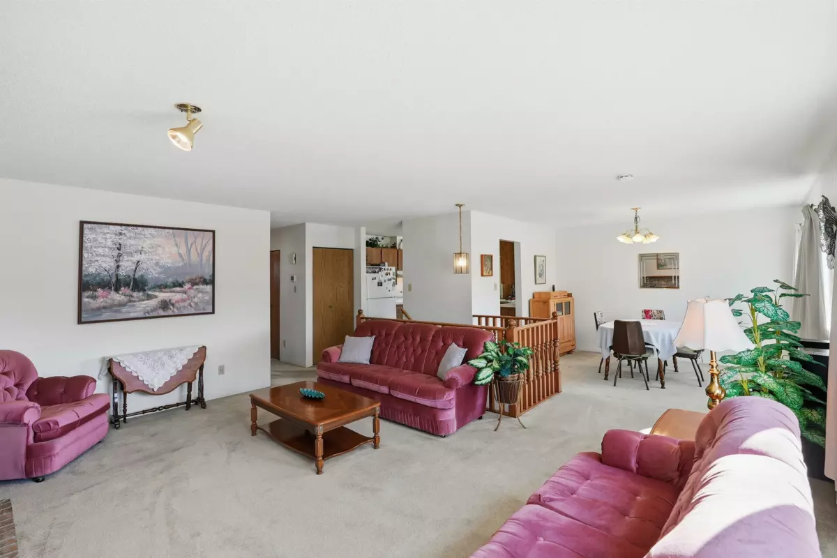 Garage Interior Photo of 9670 130 Street, Surrey, BC