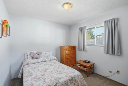 Swimming Pool Photo of 9670 130 Street, Surrey, BC