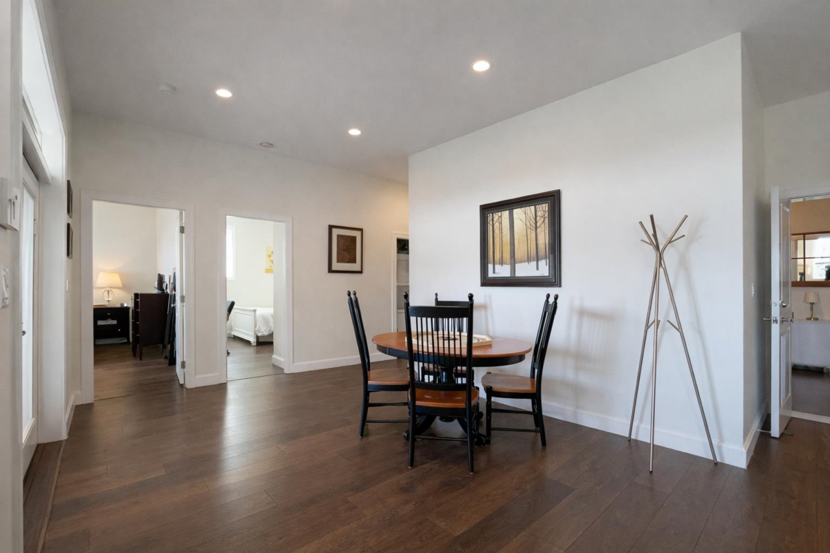 Hot Tub / Spa Photo of 1399 Highlands Boulevard, Agassiz, BC