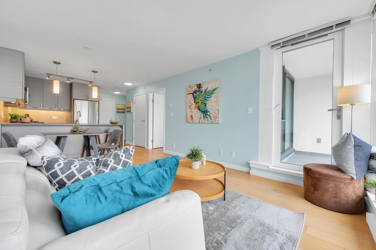 Dining Area Photo of 909 7117 Elmbridge Way, Richmond, BC